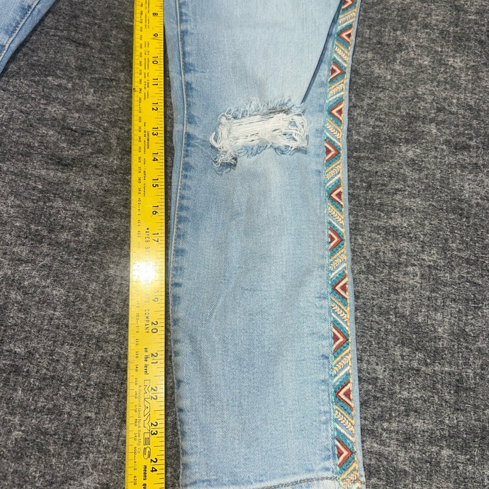 Driftwood Women's Jeans Gizelle embroidered side panels 28 waist 5-pocket - Picture 3 of 9